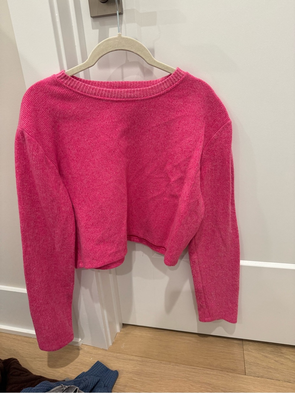 Zara Cropped Crewneck Sweater - Bright Pink